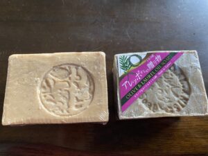 アレッポの石鹸とアレッポからの贈り物の違い 比率 種類を徹底比較 もずとかべちょろのブログ